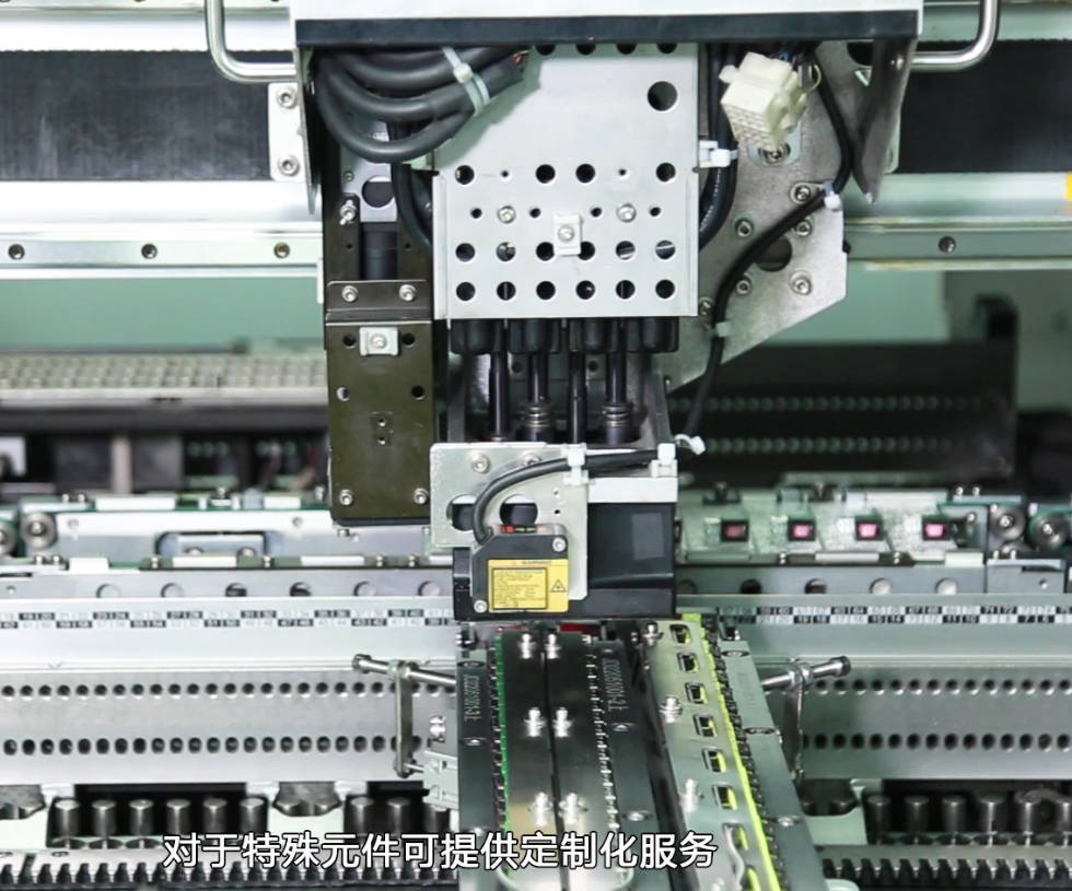遙控電路板插件機(jī)玩具行業(yè)自動(dòng)化生產(chǎn)的新設(shè)備